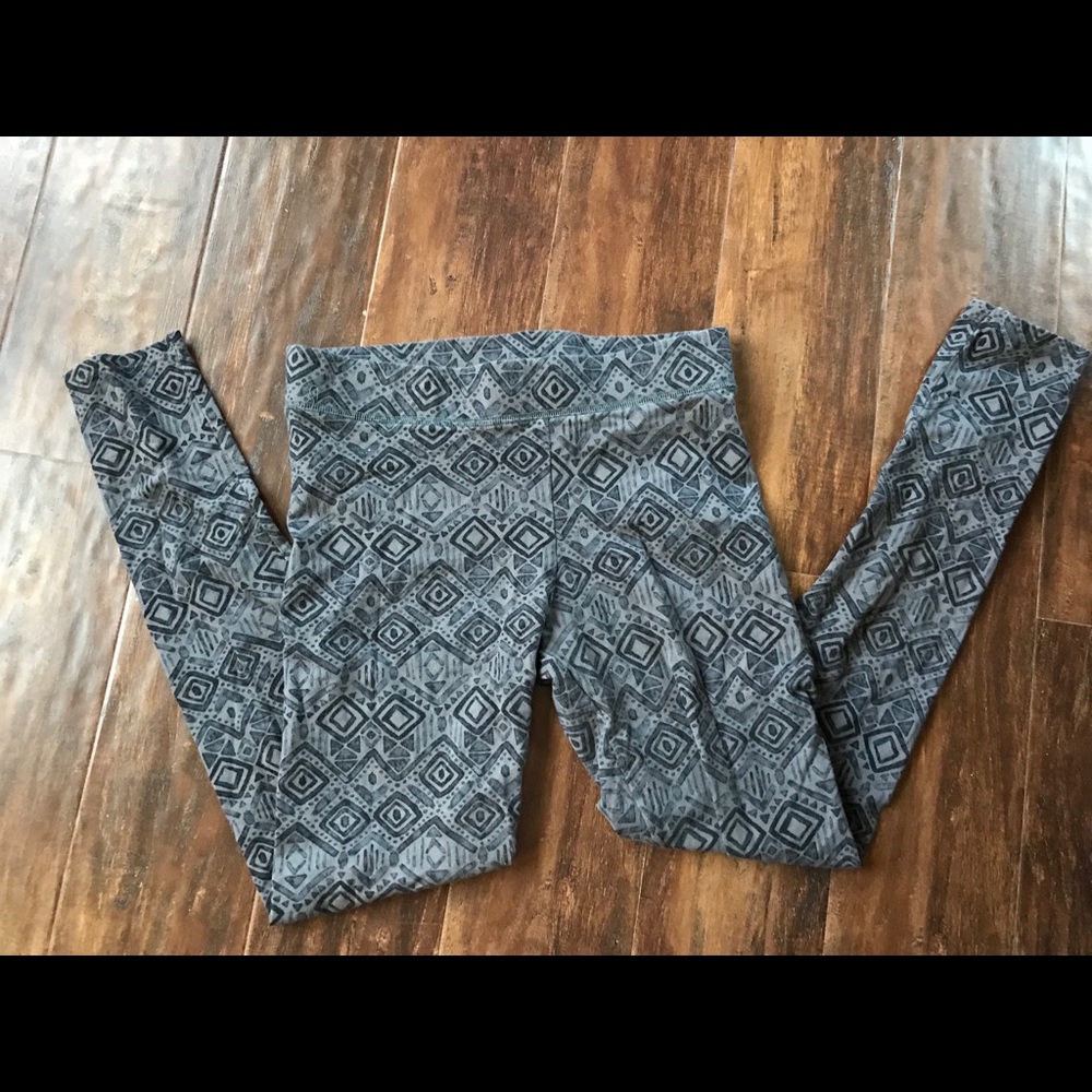 PINK Aztec leggings